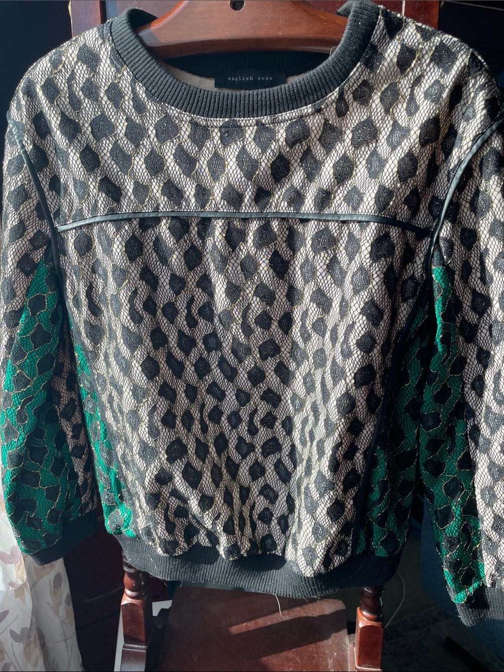 ENGLISH ROSE LACE SWEATER - Picture 10 of 17